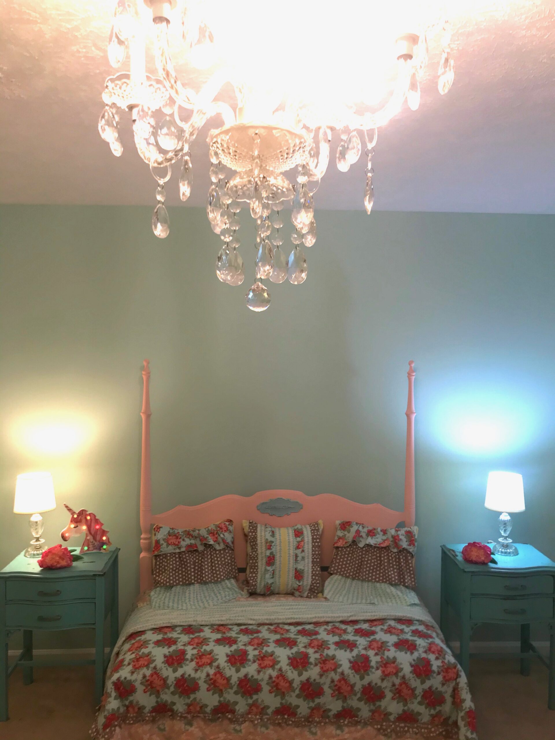 Shabby Chic Bedroom Makeover